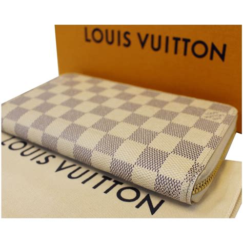 white wallet louis vuitton